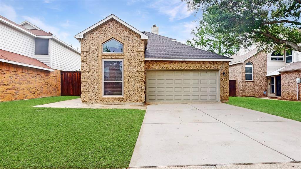 911 Azalia Drive, Lewisville, TX 75067