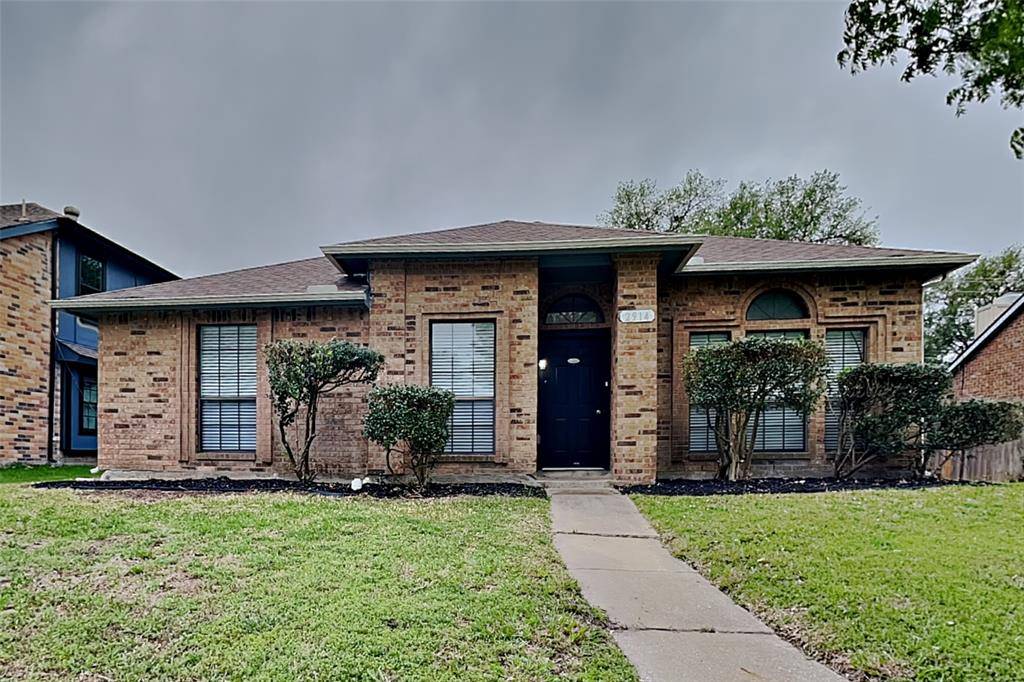 2914 Dukeswood Drive, Garland, TX 75040