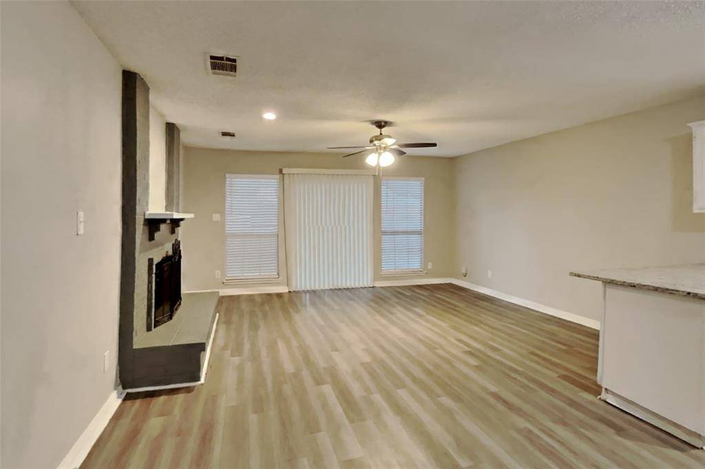 2914 Dukeswood Drive, Garland, TX 75040