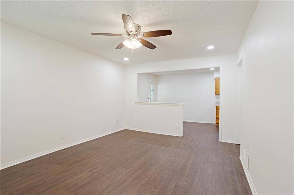 1829 Ridgewood Road, Denison, TX 75020