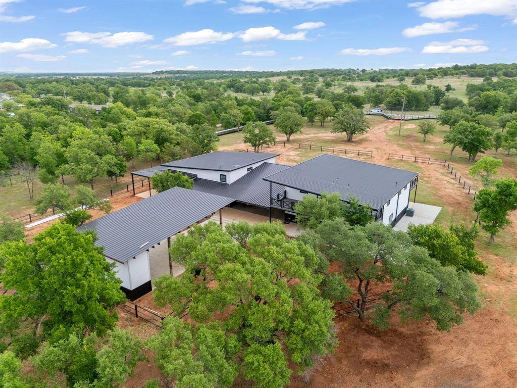 675 County Road 463, Stephenville, TX 76401