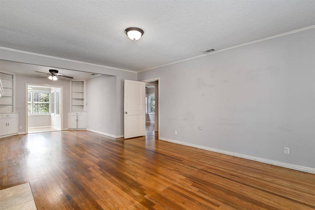 7802 Morton Street, Dallas, TX 75209