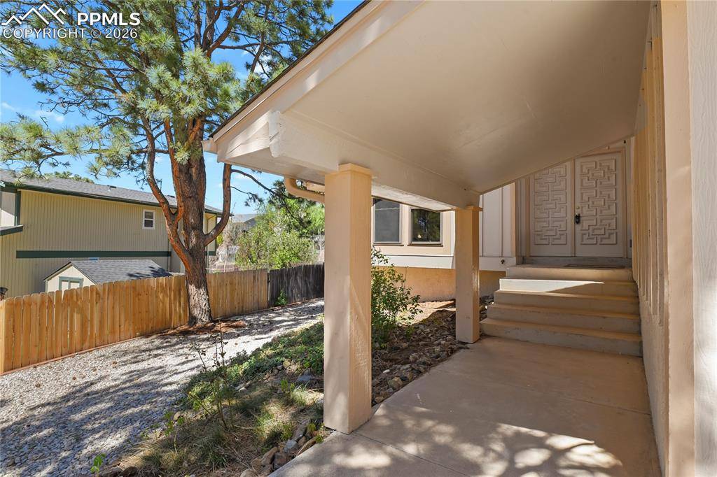 3136 Squaw Valley DR, Colorado Springs, CO 80918