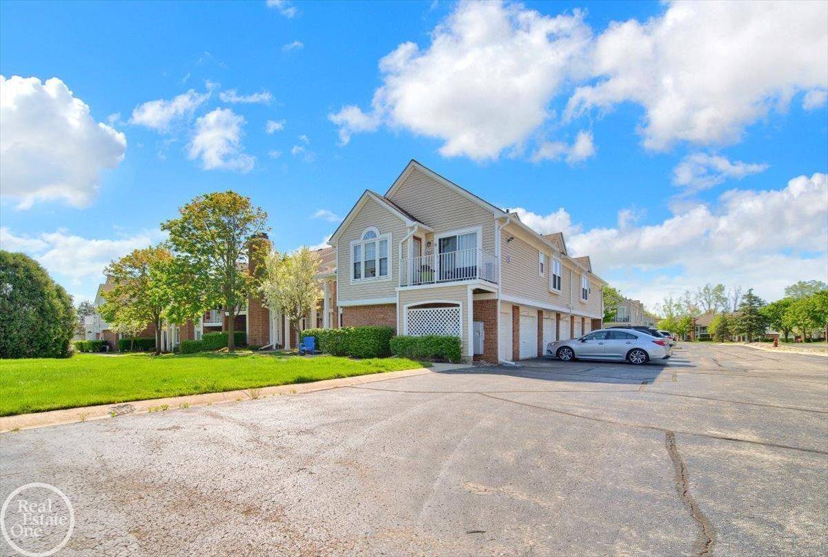 56588 Scotland BLVD, Shelby Twp, MI 48316