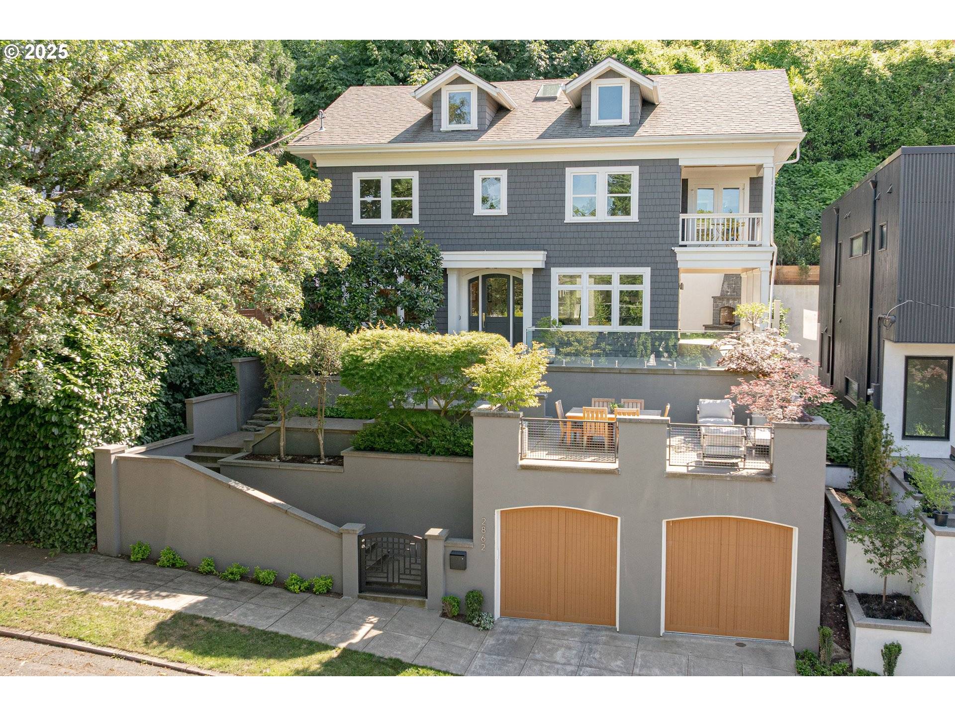 2862 NW WESTOVER RD, Portland, OR 97210