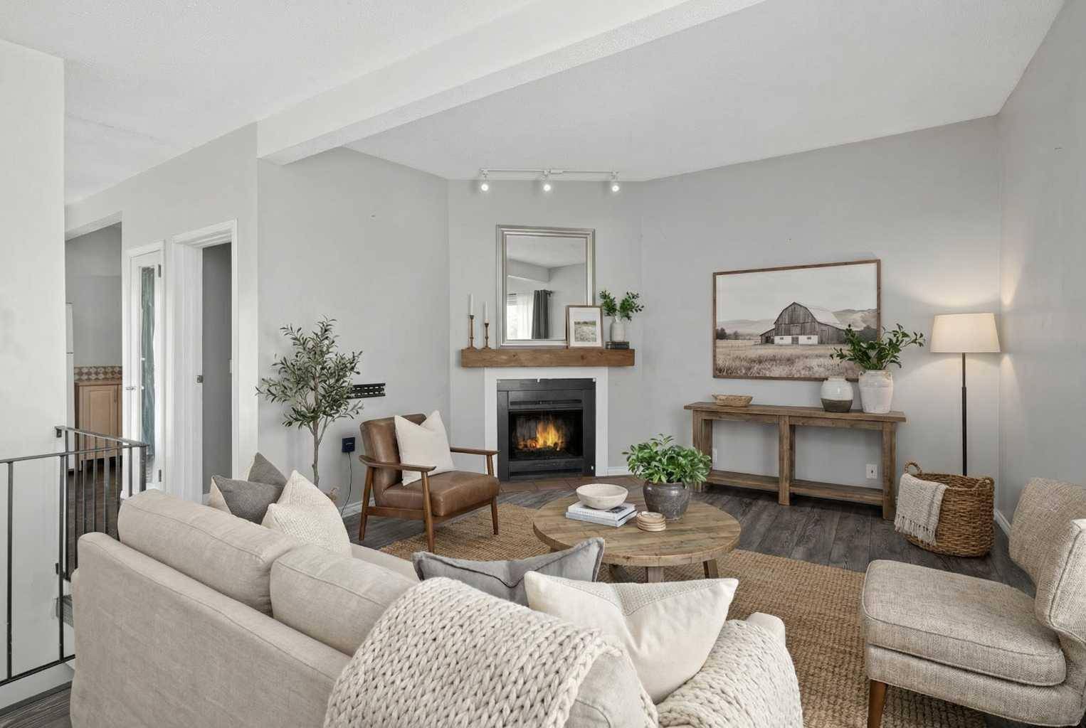 2240A 43 ST SE, Calgary, AB T2B 1H5