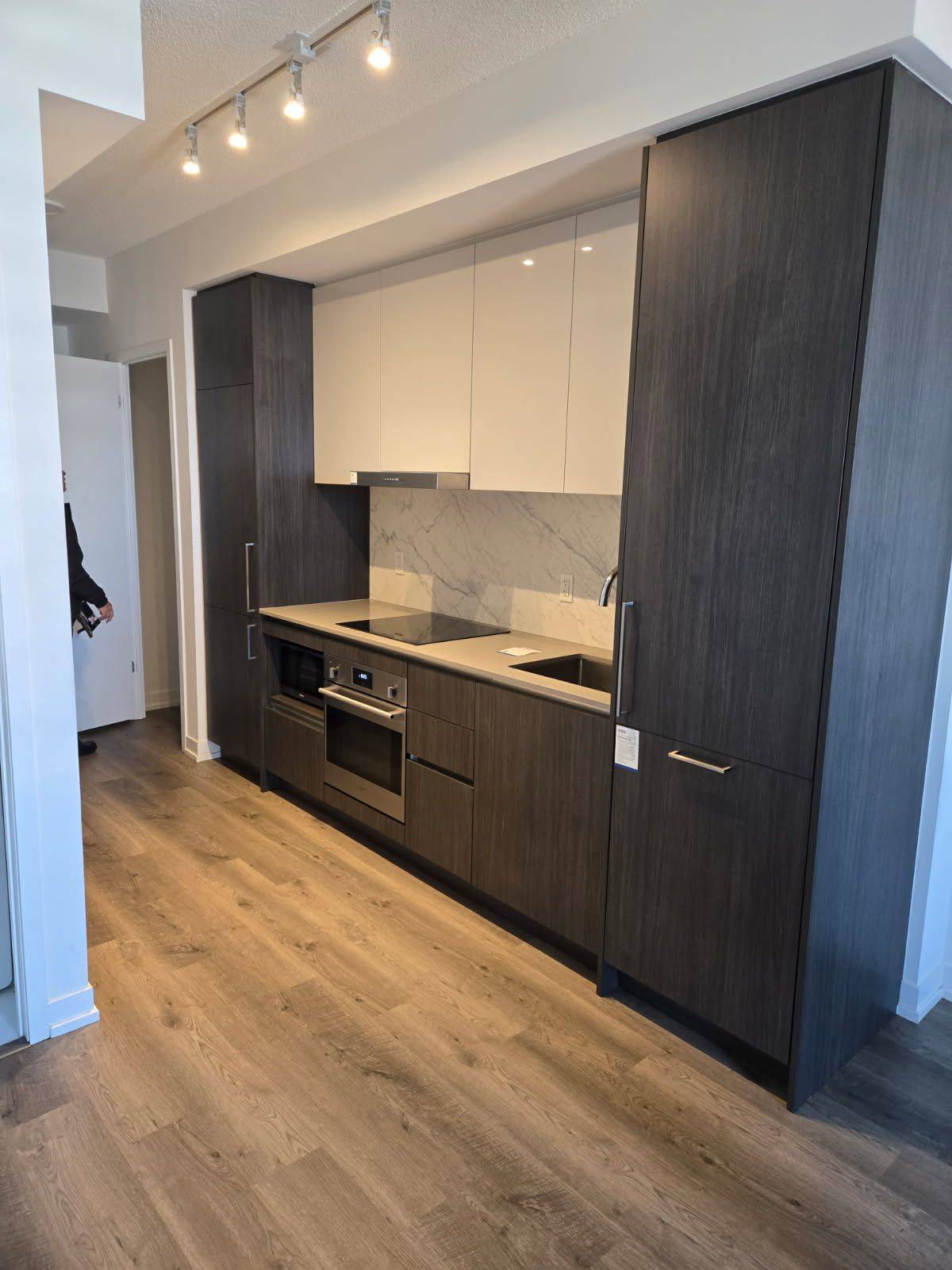 195 Commerce ST #5002, Vaughan, ON L4K 0P9