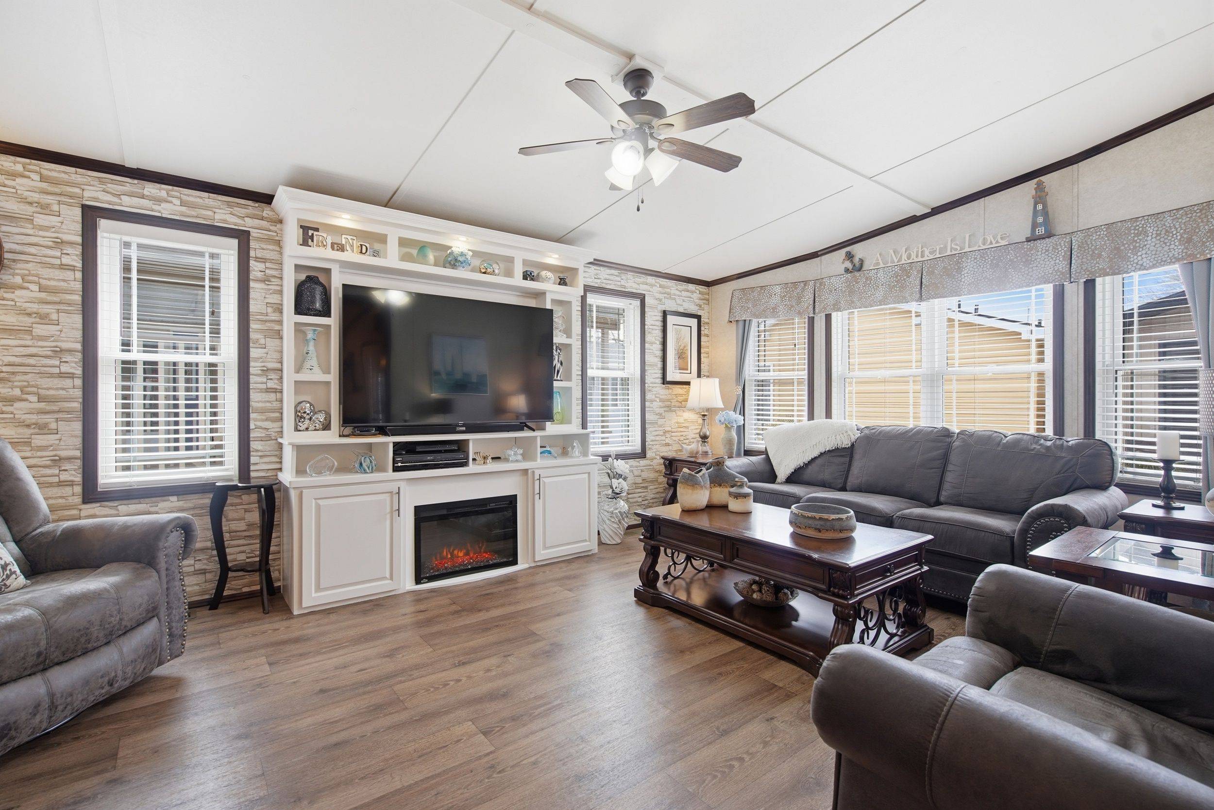 22790 Amiens RD #142, Middlesex Centre, ON N0L 1R0