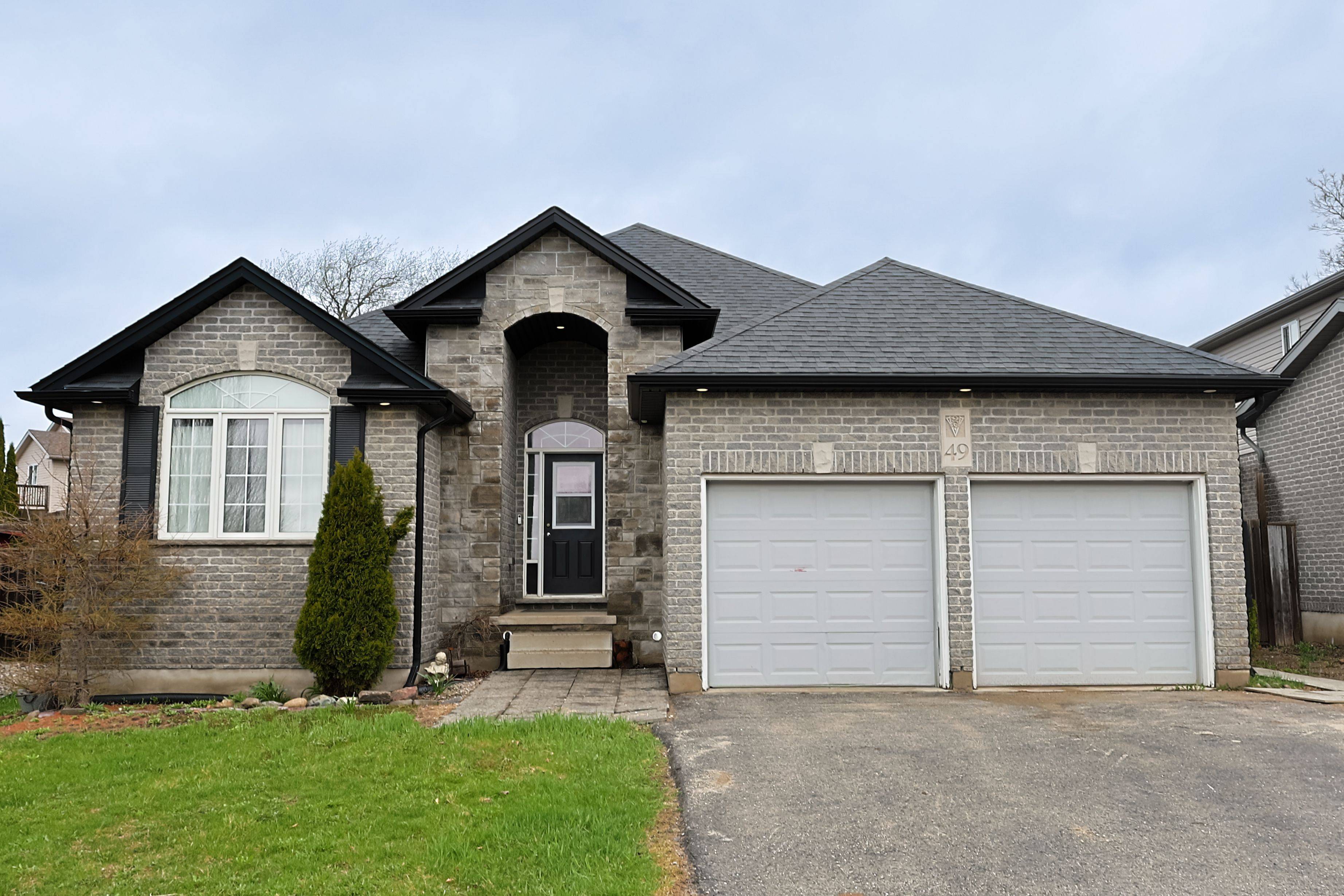 49 Woodhatch CRES #Bsmt, Ingersoll, ON N5C 0A3