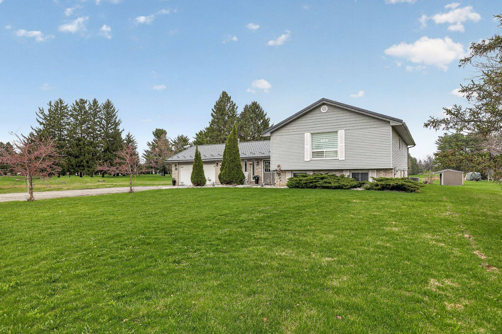 293 Whiting ST, Ingersoll, ON N5C 3P7