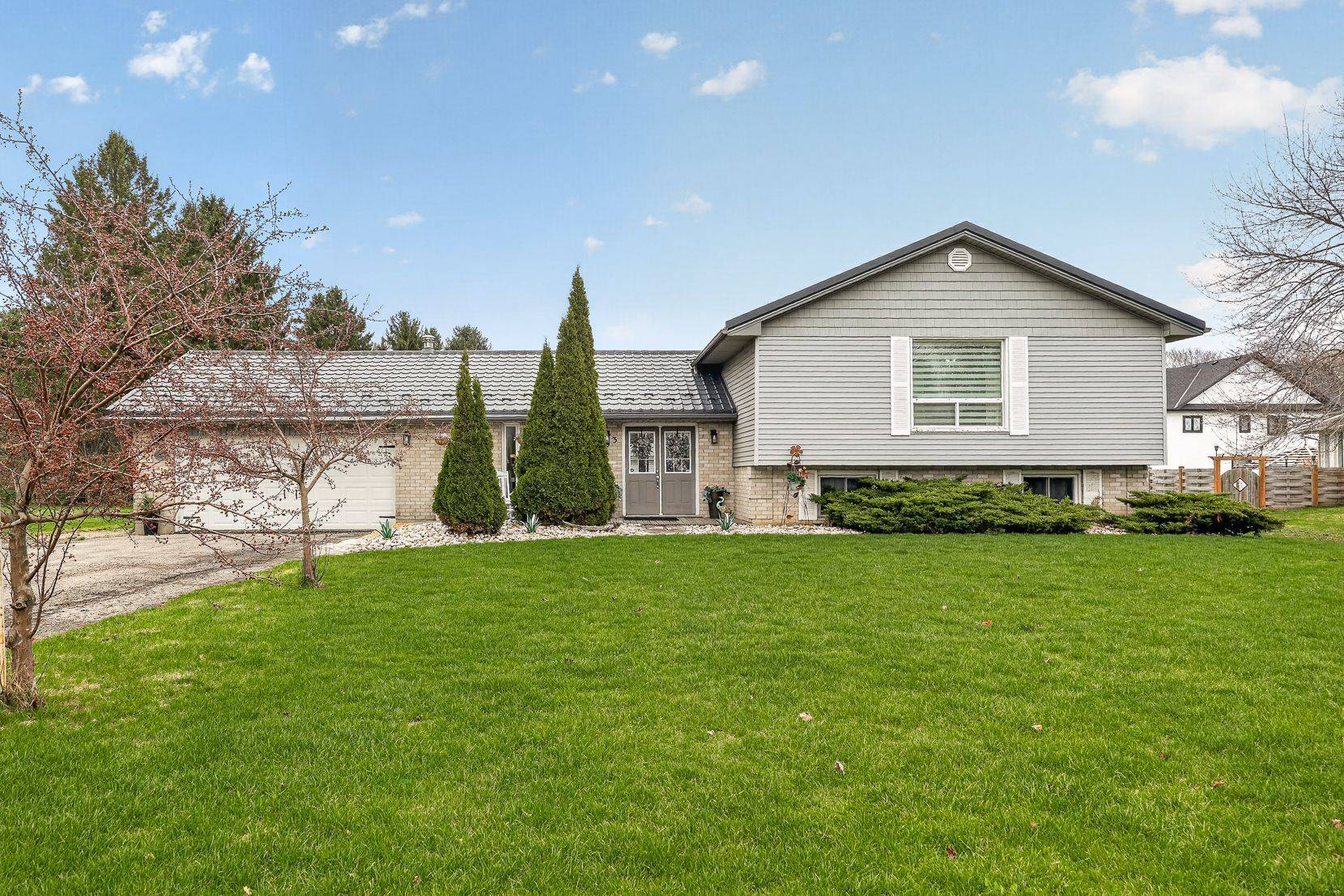 293 Whiting ST, Ingersoll, ON N5C 3P7