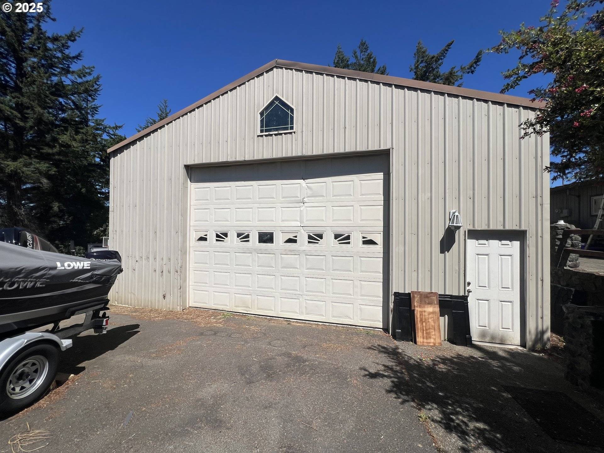 760 OCONNELL ST, North Bend, OR 97459