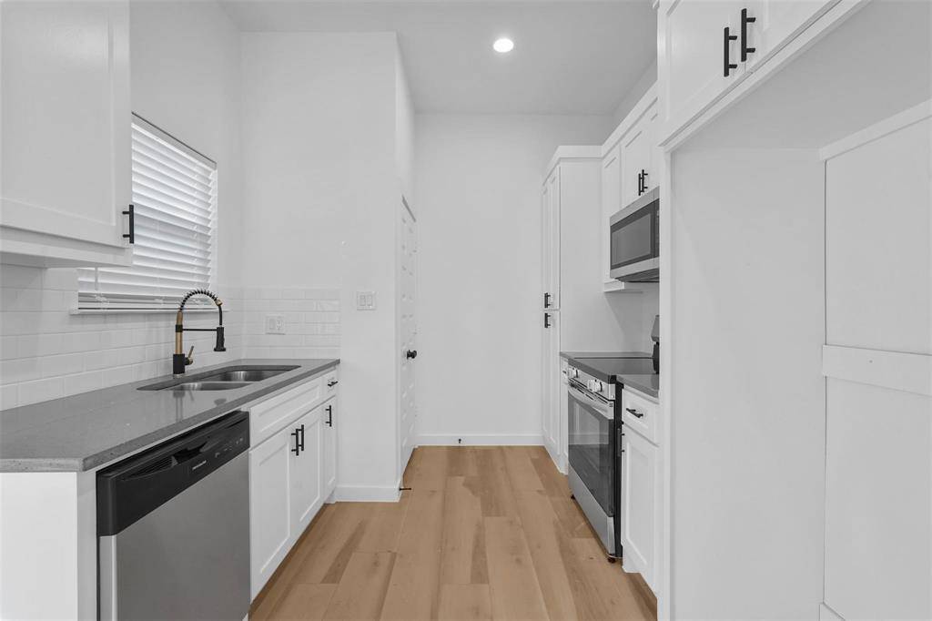 2217 Sayle Street #B, Greenville, TX 75401