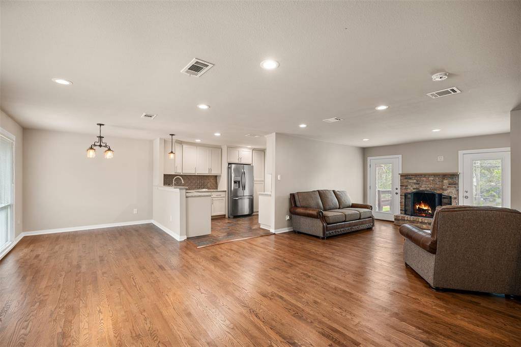 936 N Buckner Boulevard, Dallas, TX 75218