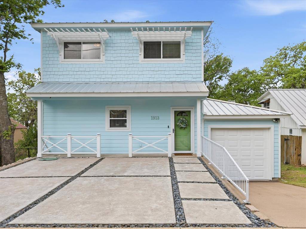 1913 E Lake Drive, Weatherford, TX 76087