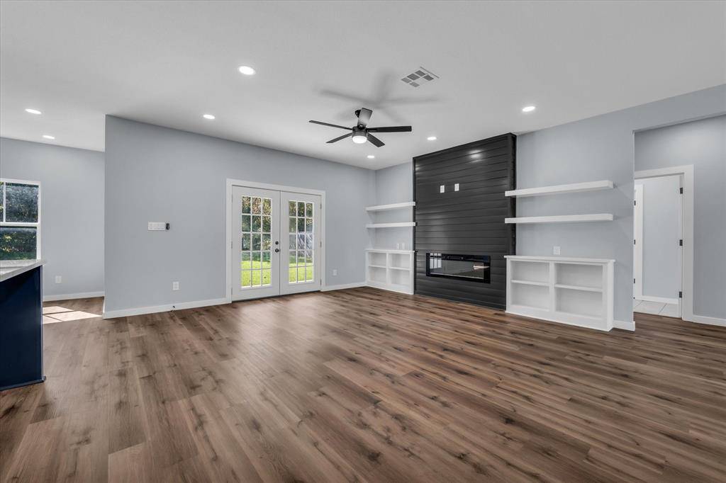 308 Crye Circle, Robinson, TX 76706