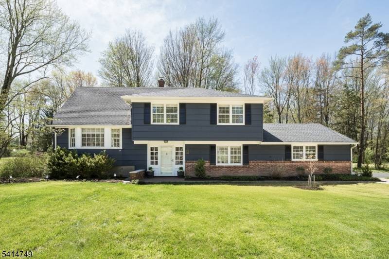 89 Lyons Pl, Bernards Twp., NJ 07920