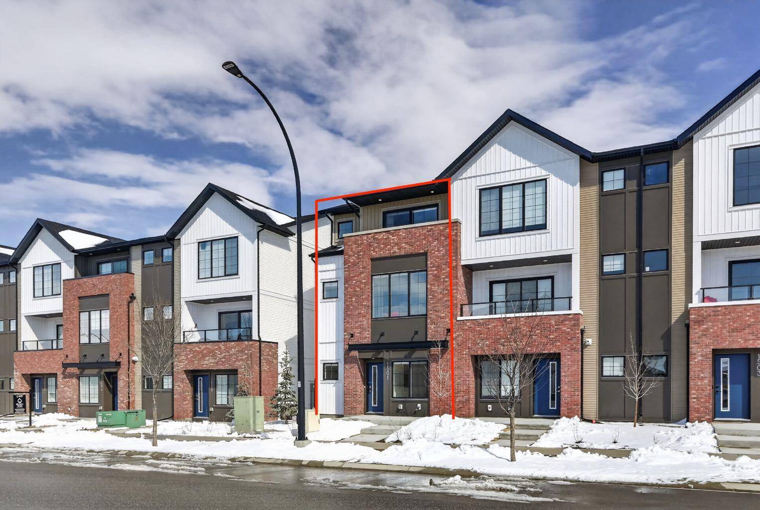 201 Cooperswood GN SW #1501, Airdrie, AB T4B5R2