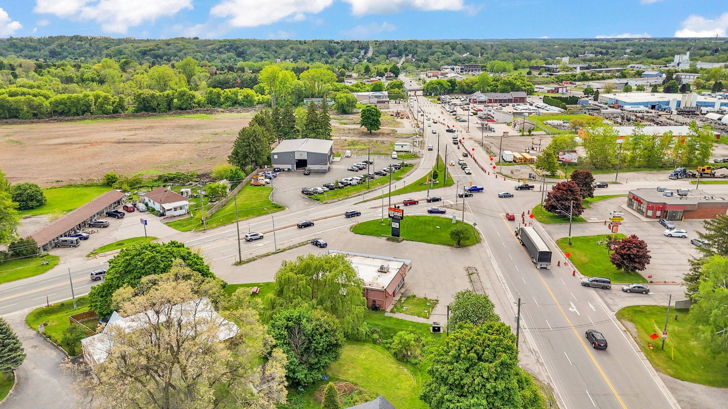 156 Dundas ST E, Brant, ON N3L 3H7