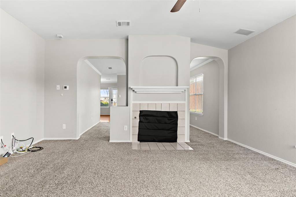 2039 Diamond Ridge Drive, Carrollton, TX 75010