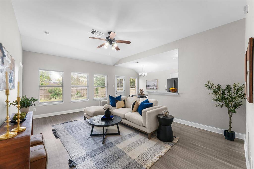 2408 Castle Ridge Drive, Mckinney, TX 75071