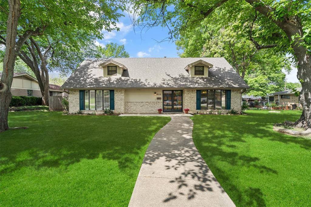 833 Ray Andra Drive, Desoto, TX 75115