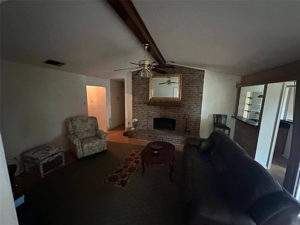 2517 Lawnview Drive, Carrollton, TX 75006