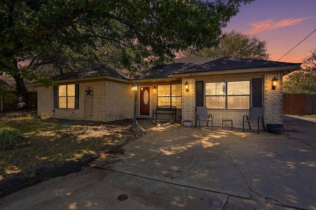 4041 Country Meadows Circle, Granbury, TX 76049