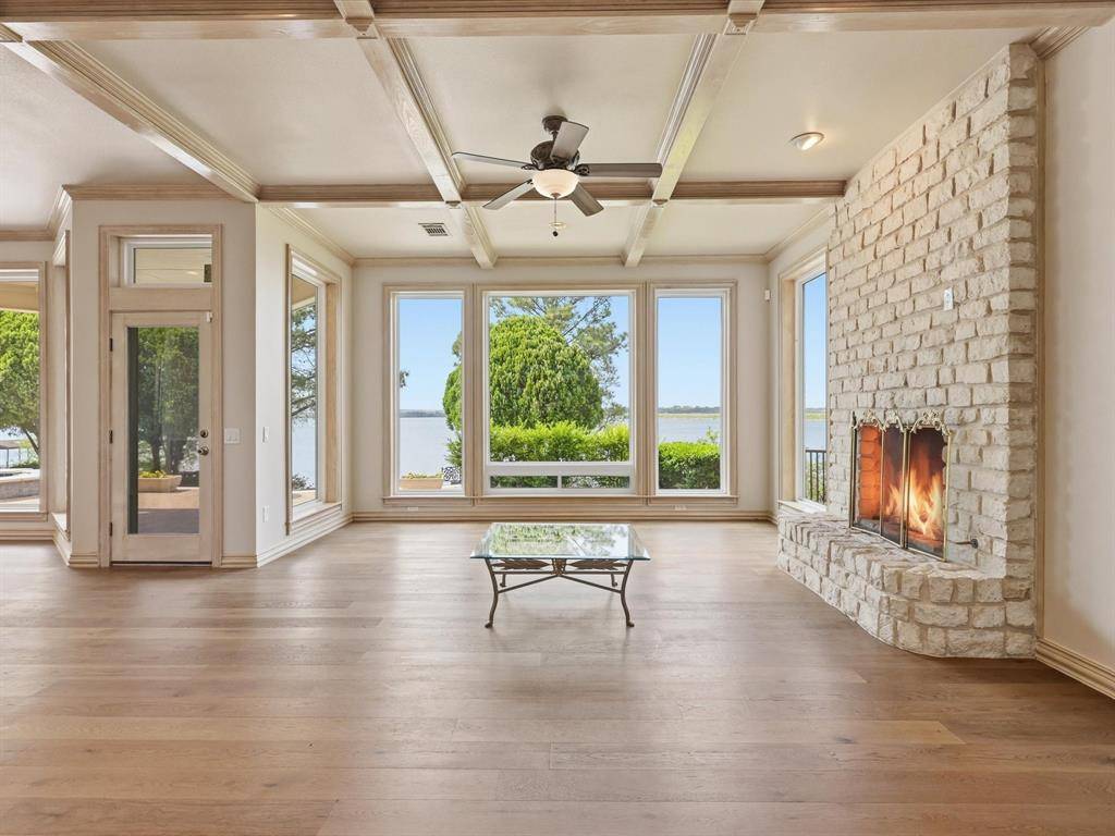 5815 Bay Club Drive, Arlington, TX 76013