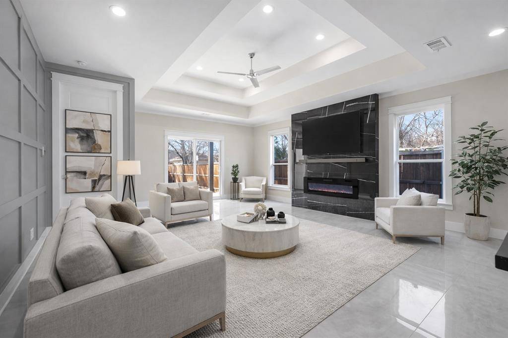 3105 Crossman Avenue, Dallas, TX 75212