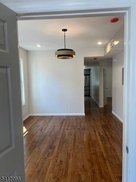 54 Beverly St, Newark City, NJ 07108