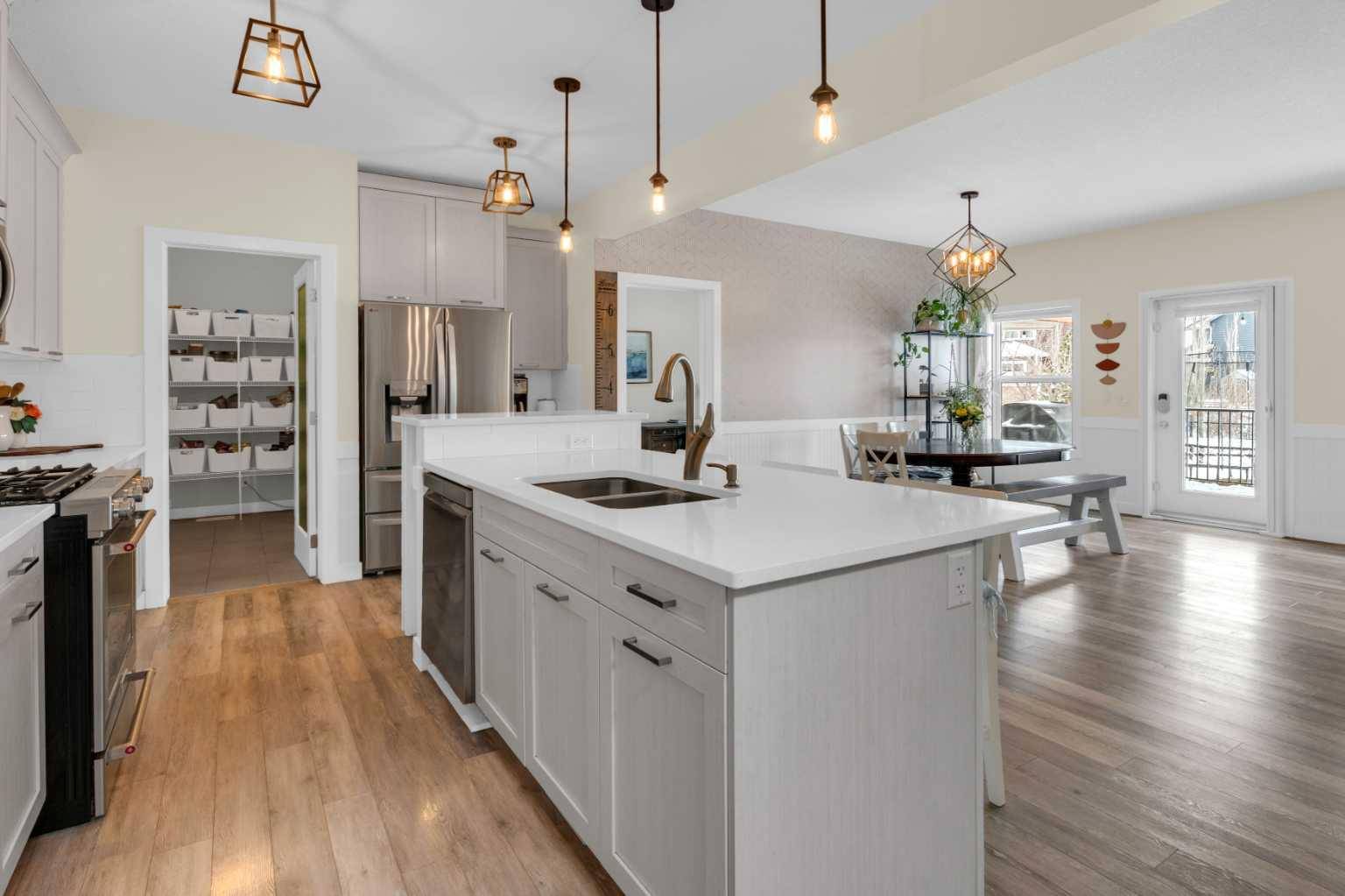 47 Canals Close SW, Airdrie, AB T4B 0S4