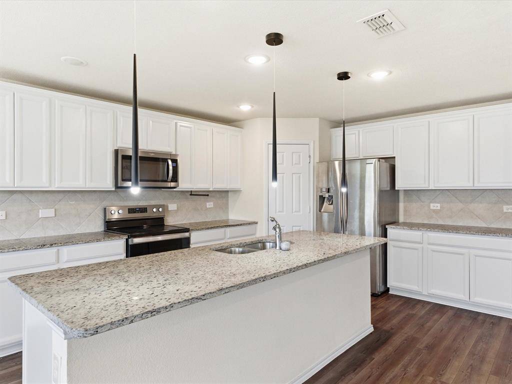 1003 Voca Drive, Forney, TX 75126