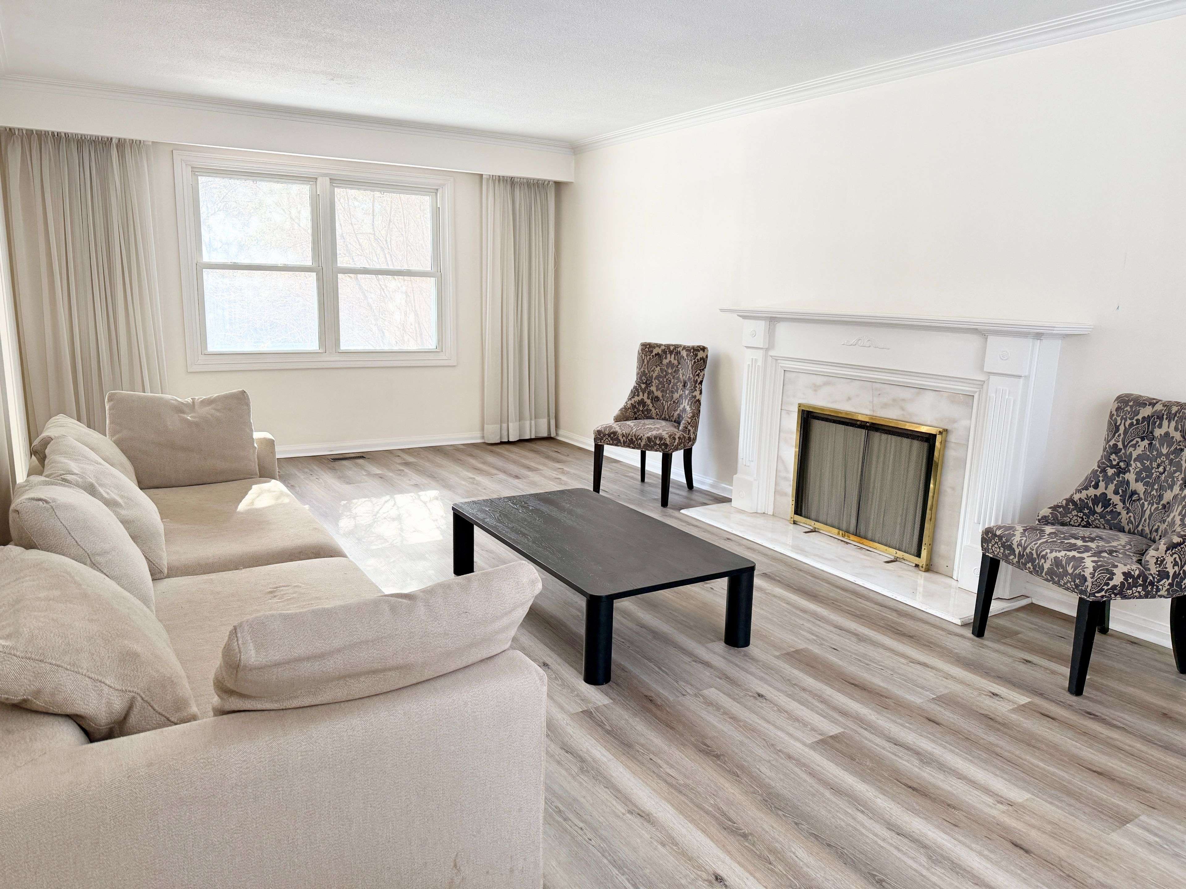 1268 Cleaver DR, Oakville, ON L6J 1W3