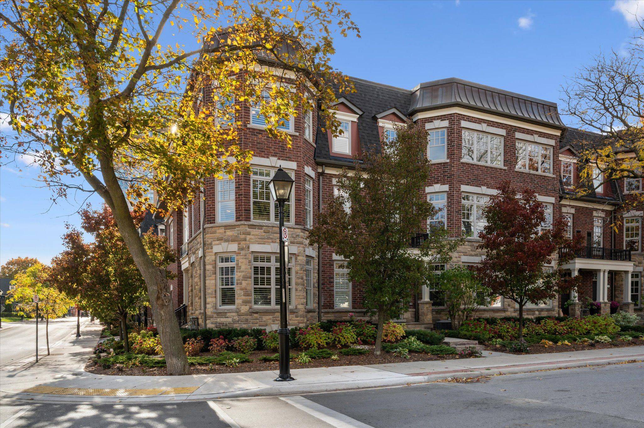 2061 Maria ST #10, Burlington, ON L7R 0B5