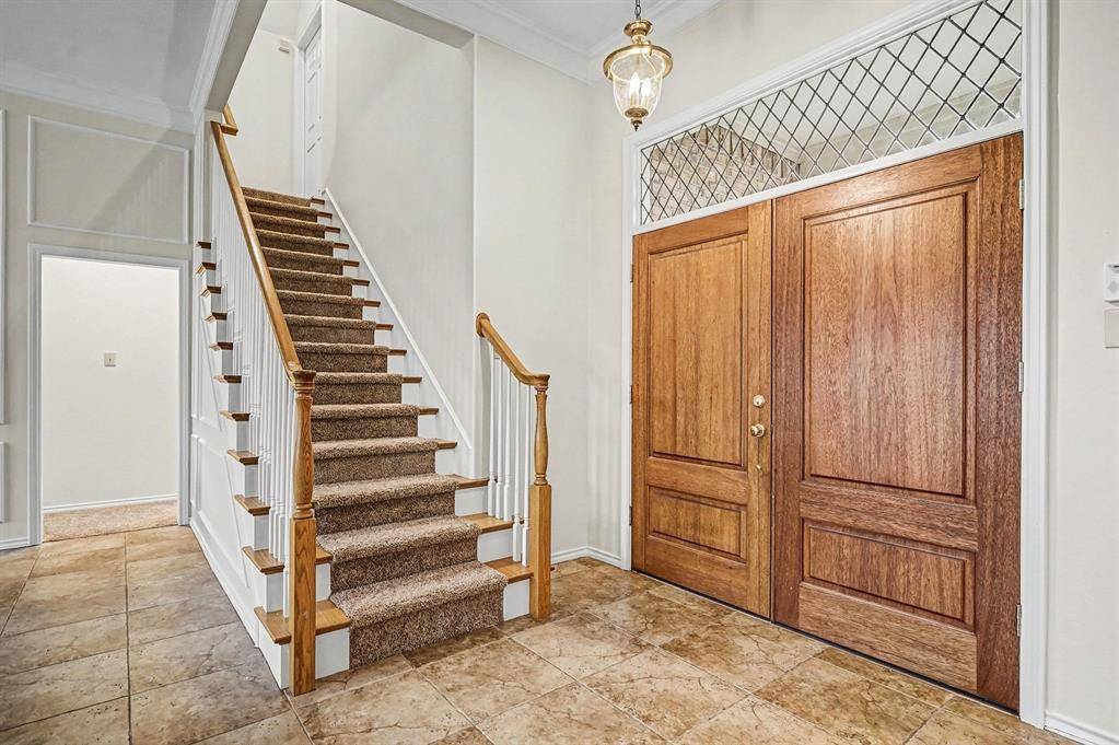 6646 Genstar Lane, Dallas, TX 75252