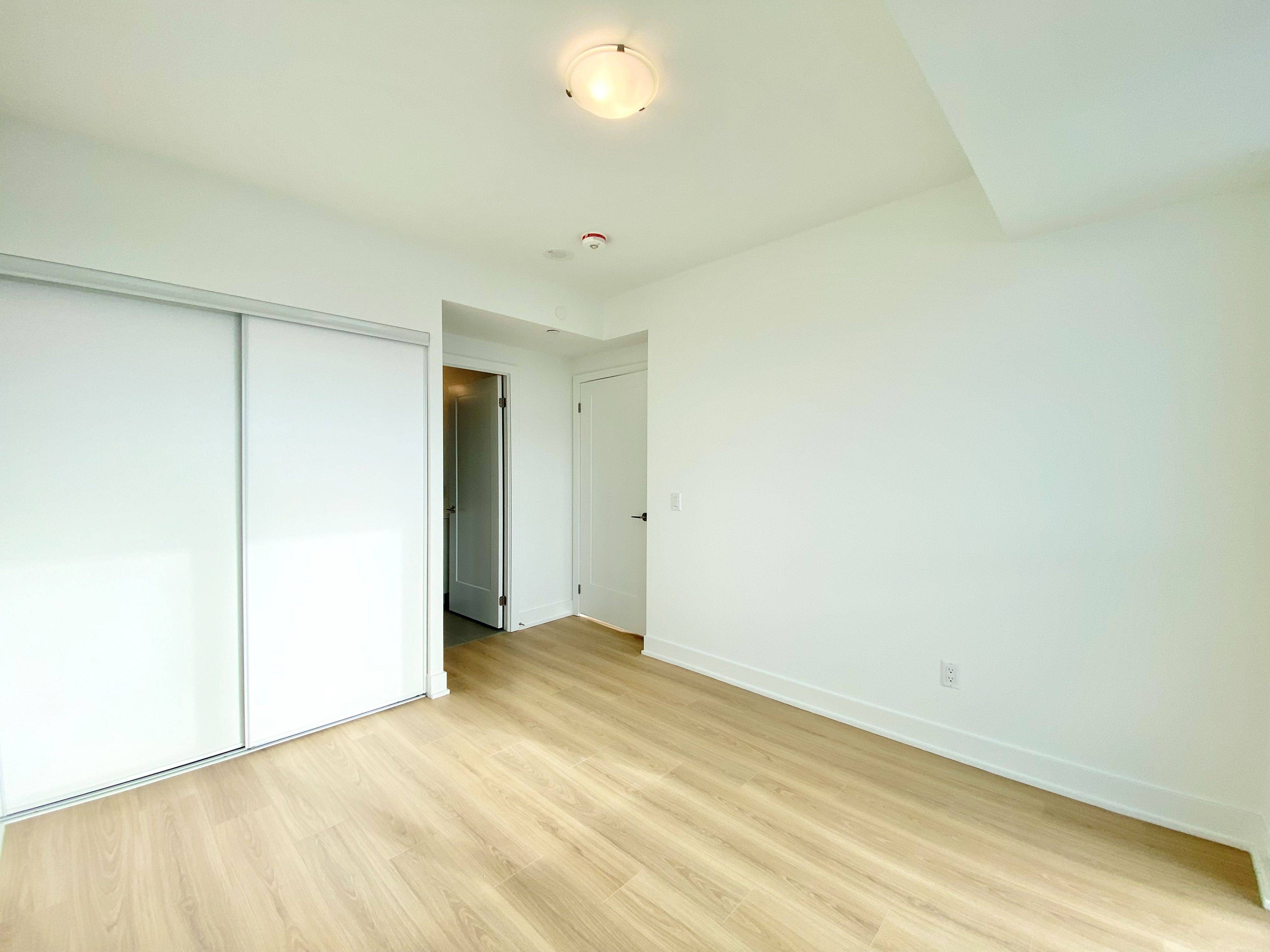 2545 Simcoe ST N #2006, Oshawa, ON L1H 7K4