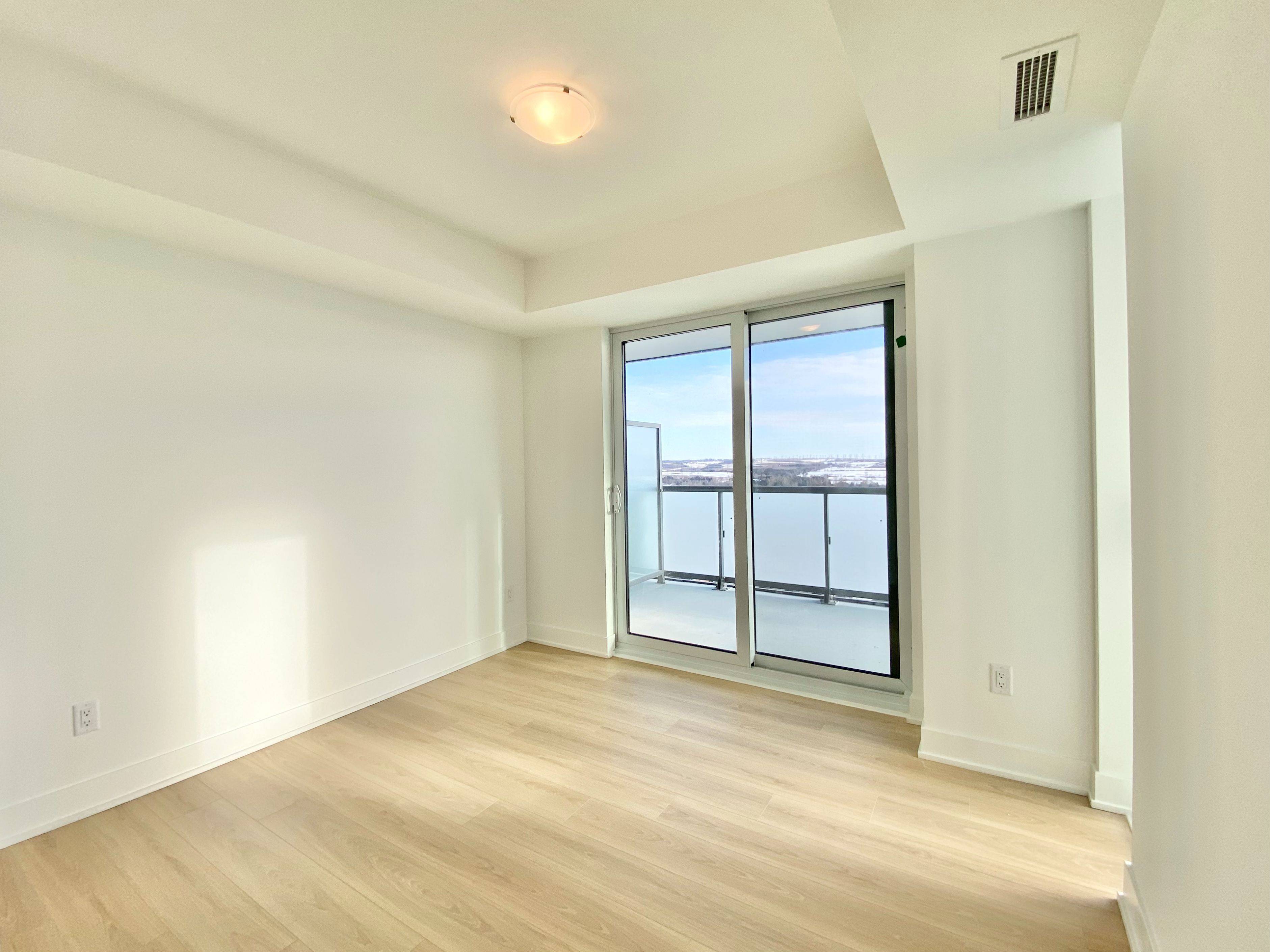 2545 Simcoe ST N #2006, Oshawa, ON L1H 7K4