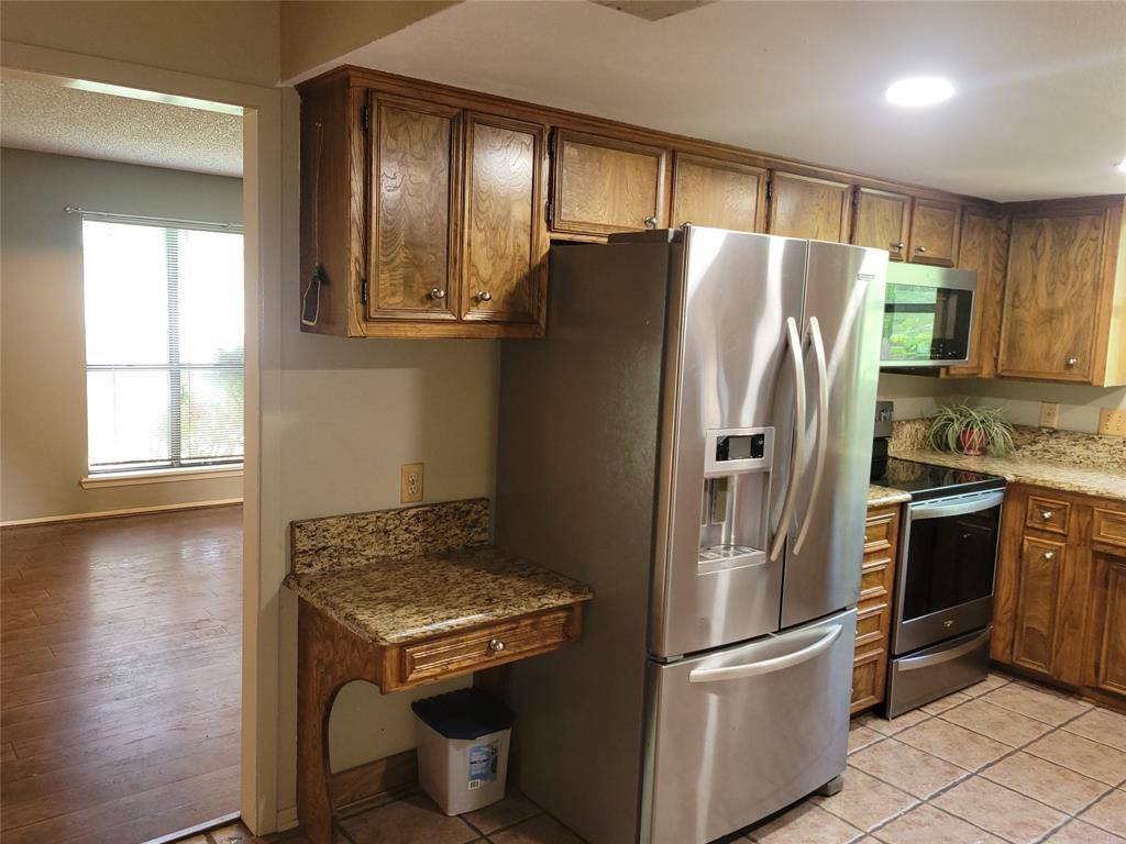 930 N Lydia Street, Stephenville, TX 76401