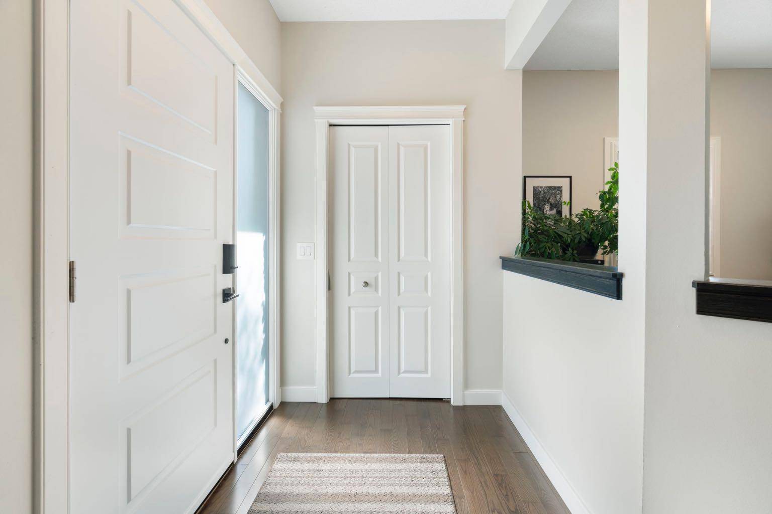 6 Cranwell SQ SE, Calgary, AB T3M 0B8