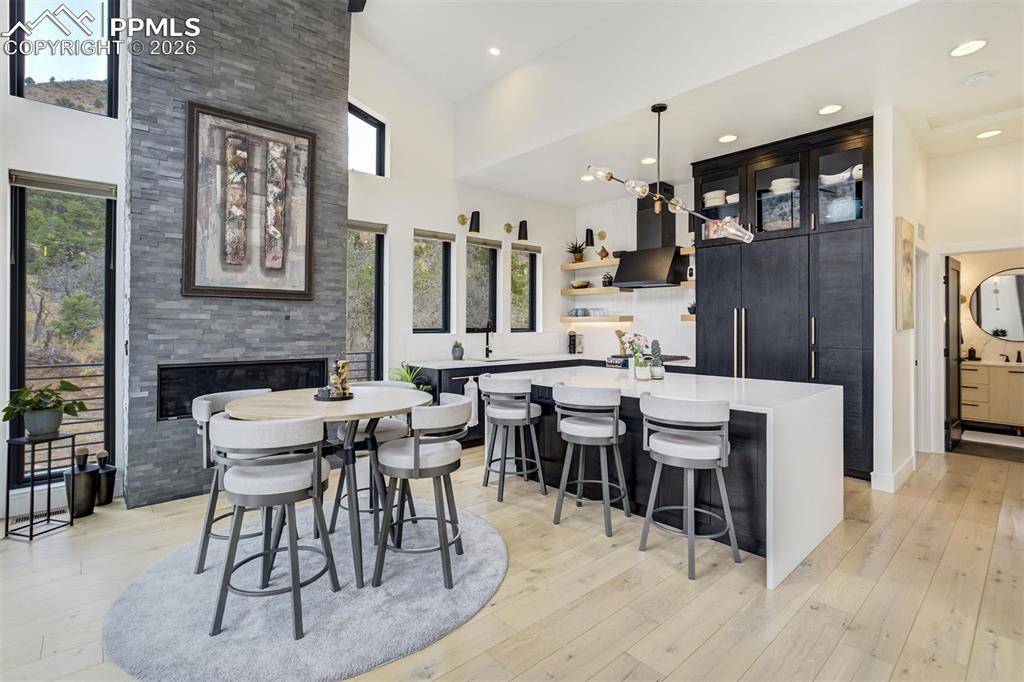 284 Crystal Park RD, Manitou Springs, CO 80829