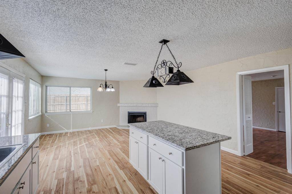 2101 Deerfield Drive, Carrollton, TX 75007