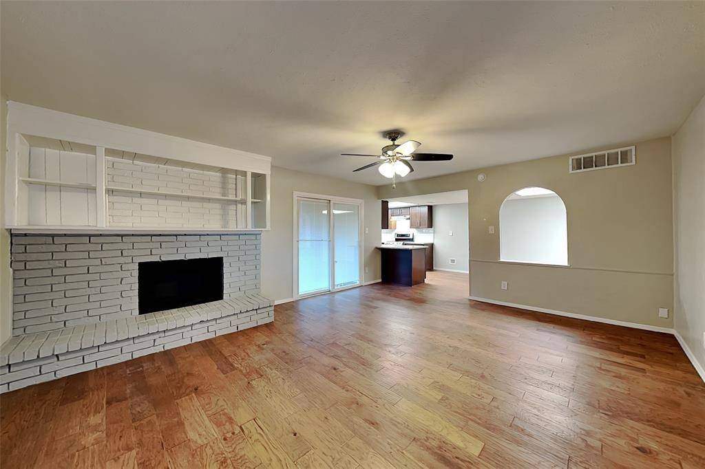 3460 Livingston Lane, Carrollton, TX 75007