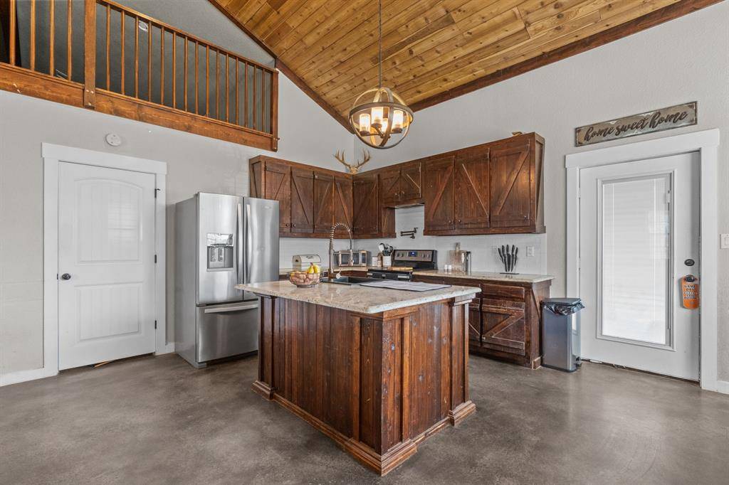 175 Crumpler Lane, Decatur, TX 76234