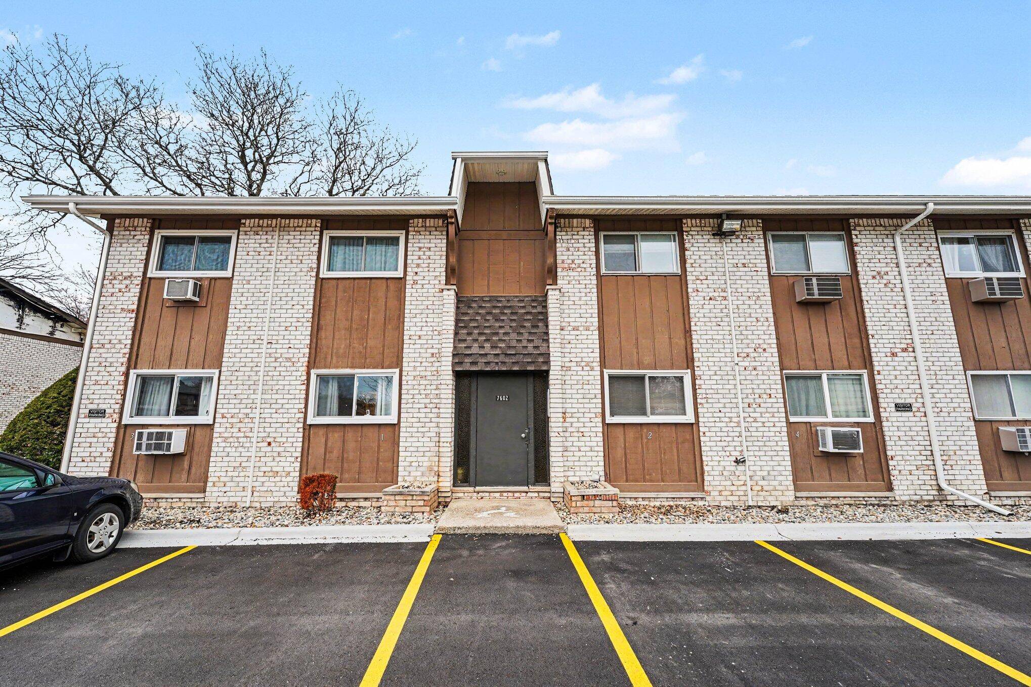 7602 Woodview ST #1, Westland, MI 48185