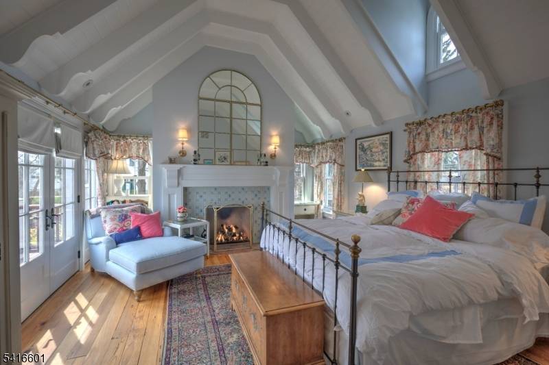 160 S Finley Ave, Bernards Twp., NJ 07920