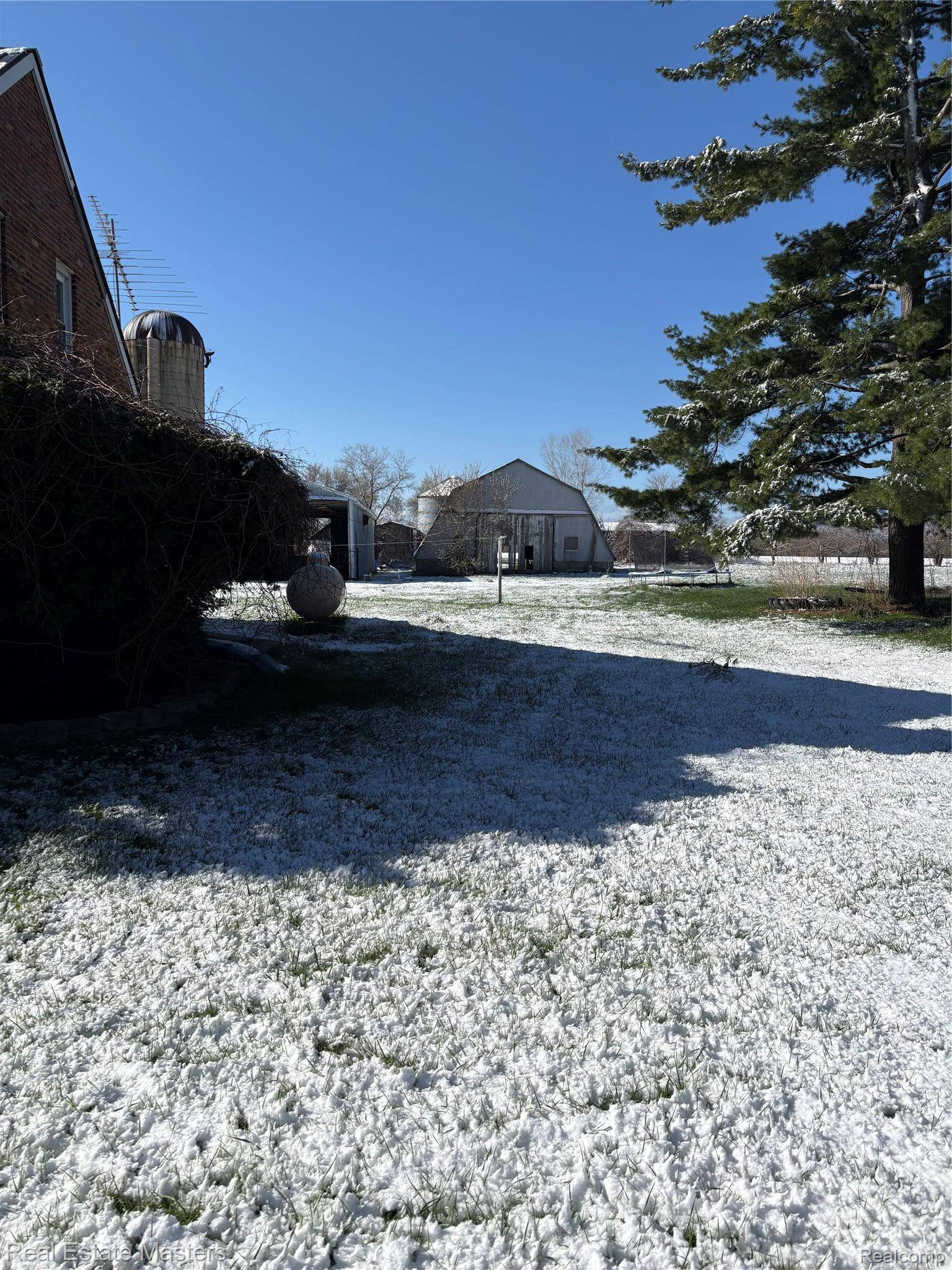 4237 Jeddo RD, Burtchville Township, MI 48059