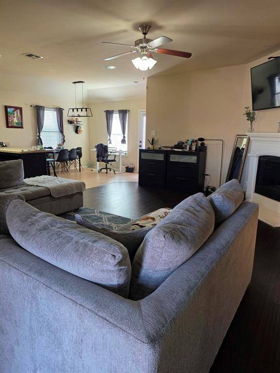 213 Independence Trail, Forney, TX 75126