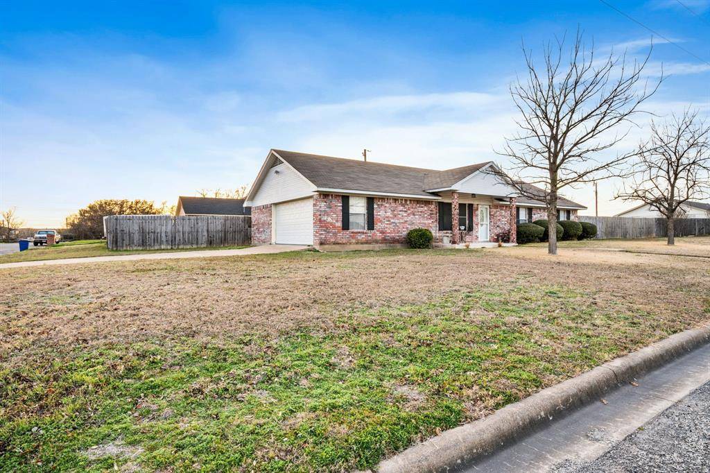 1034 Brice, Meridian, TX 76665
