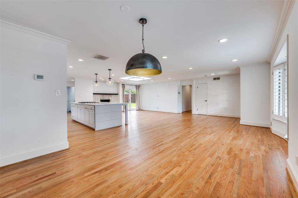 7727 La Avenida Drive, Dallas, TX 75248